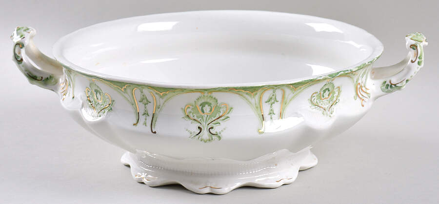 Chatham Green Tureen No Lid by J & G Meakin-1