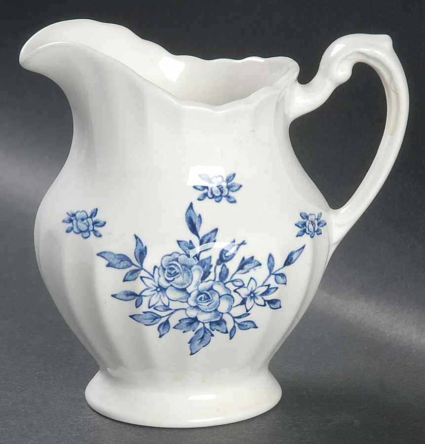 Chatsworth Blue Creamer by J & G Meakin-1