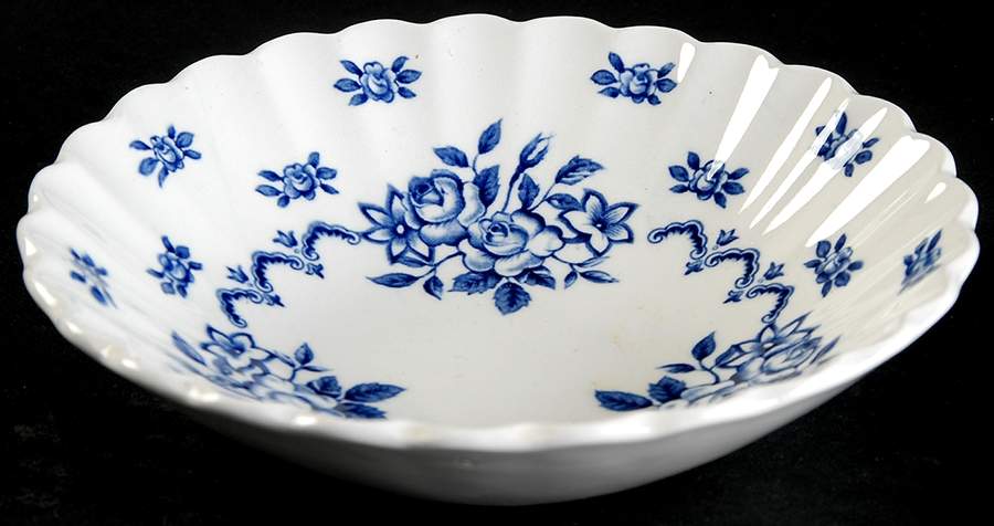Chatsworth Blue Fruit/Dessert (Sauce) Bowl by J & G Meakin-1