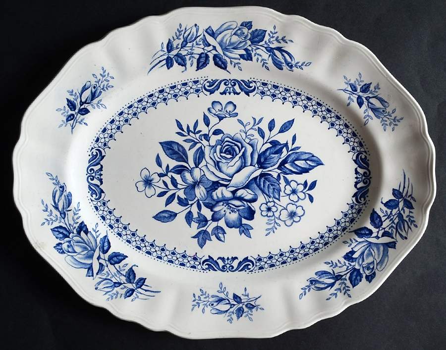 Chelsea Roses (Blue On White) 12" Oval Serving Platter by J & G Meakin-1