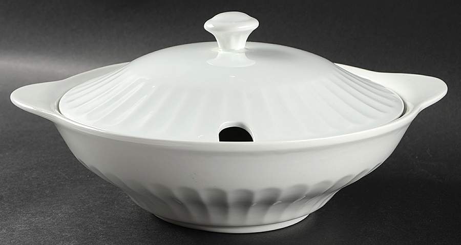 Classic White Tureen &  Lid by J & G Meakin-1