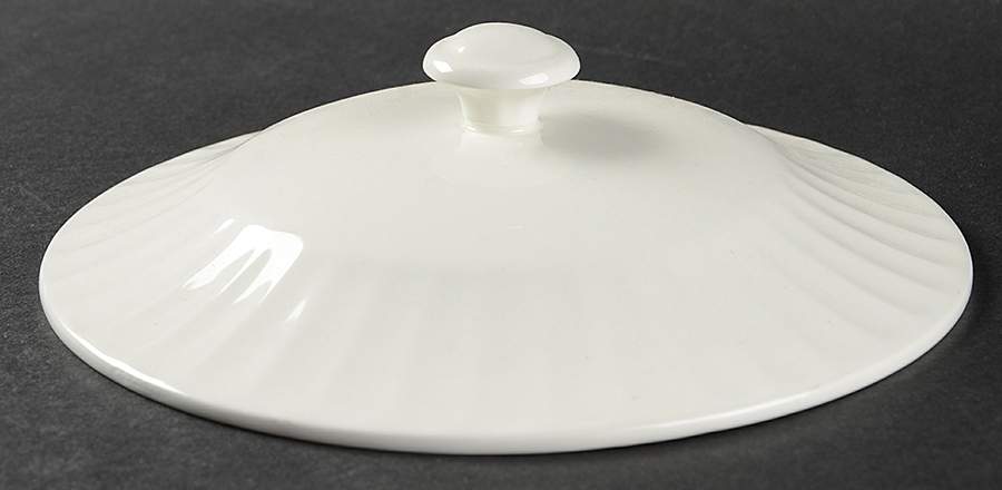 Classic White Lid for Round Vegetable by J & G Meakin-1