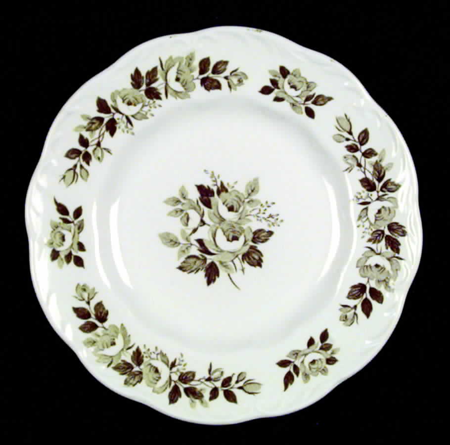 Colonial Garden Salad Plate by J & G Meakin-1