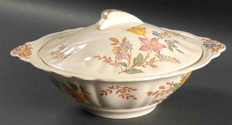 Cotswold Round Covered Vegetable by J & G Meakin-1