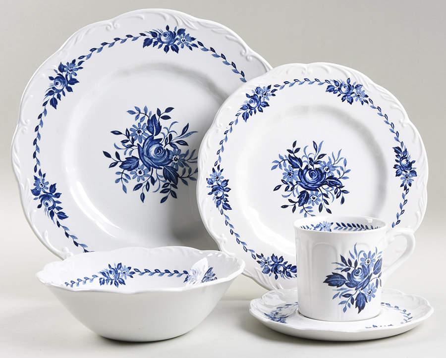 Dresden Blue 5 Piece Place Setting by J & G Meakin-1