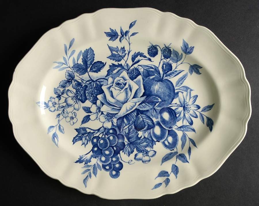 Gainsborough Blue 12" Oval Serving Platter by J & G Meakin-1