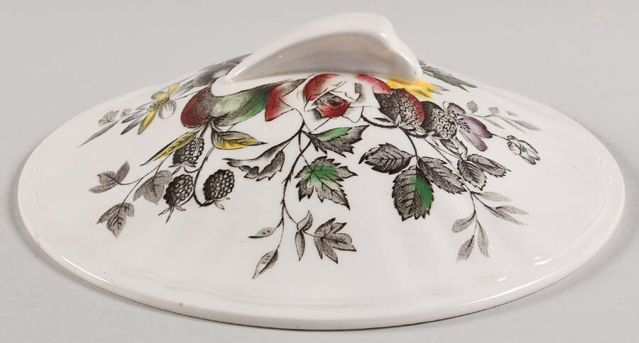 Gainsborough Multi Lid for Round Vegetable by J & G Meakin-1