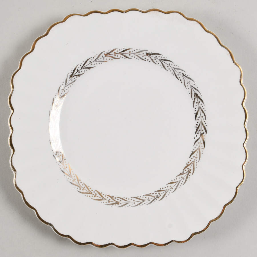 Garland (Gold Laurel) Salad Plate by J & G Meakin-1