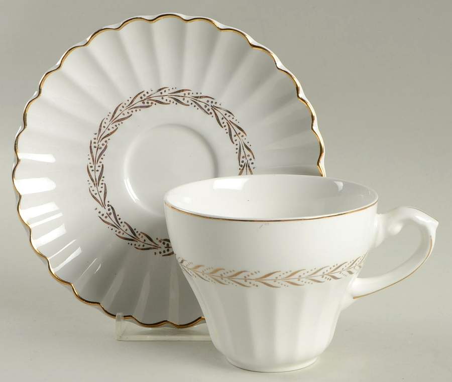 Garland (Gold Laurel) Flat Cup & Saucer Set by J & G Meakin-1