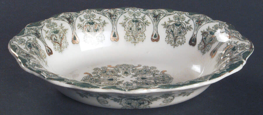 Genoa Oval Sweet Meat Dish by J & G Meakin-1