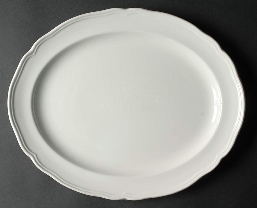 Heirloom White 13" Oval Serving Platter by J & G Meakin-1