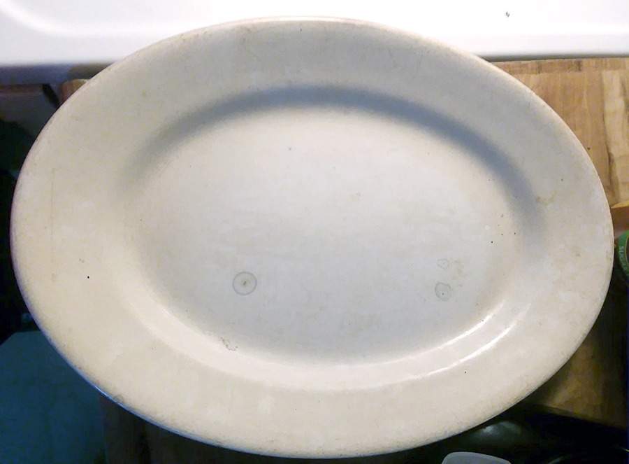 Heritage White 15" Oval Serving Platter by J & G Meakin-1
