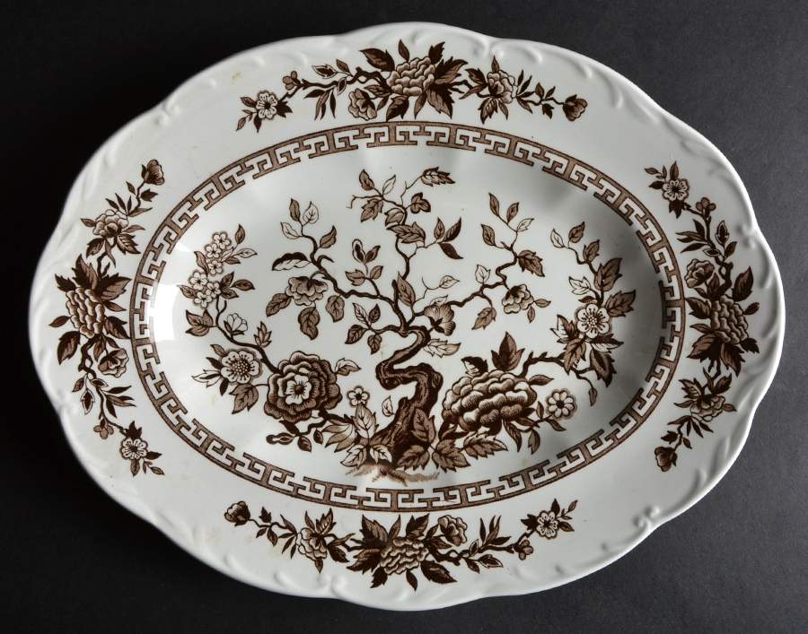 India Brown 12" Oval Serving Platter by J & G Meakin-1