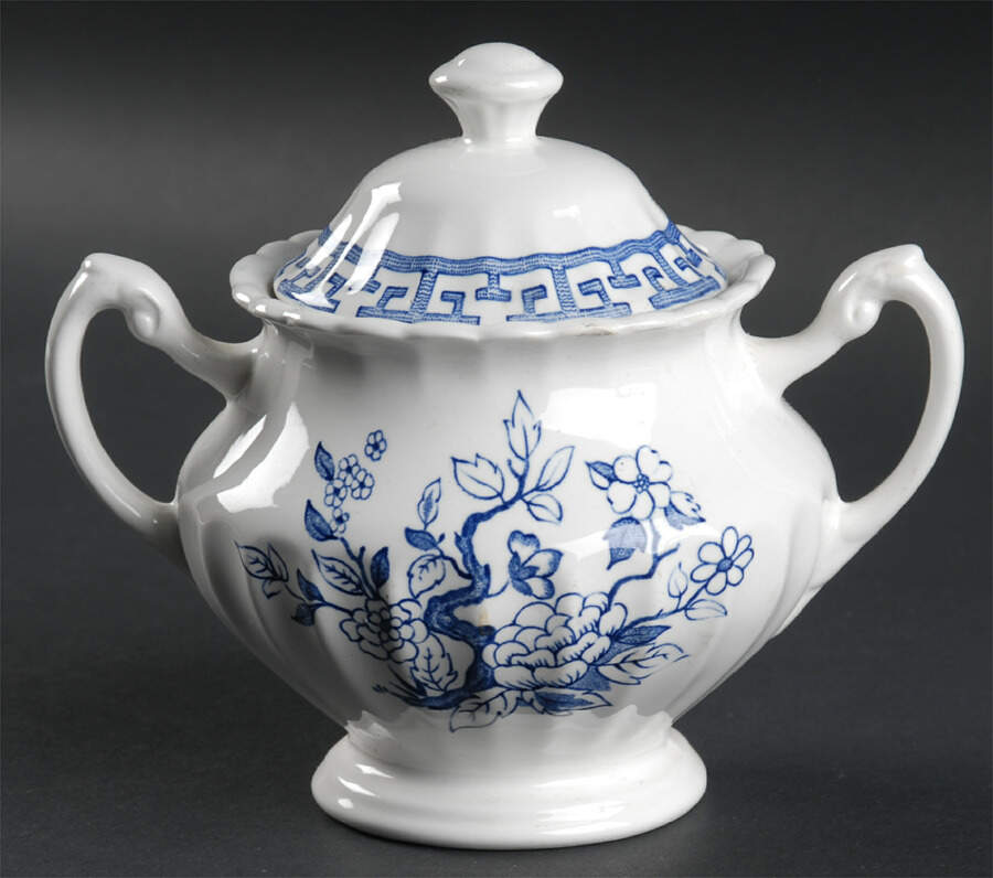 Indian Tree (Swirl Edge, Blue Design) Sugar Bowl & Lid by J & G Meakin-1