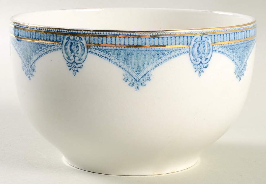 Ipswich Blue Cranberry Bowl by J & G Meakin-1