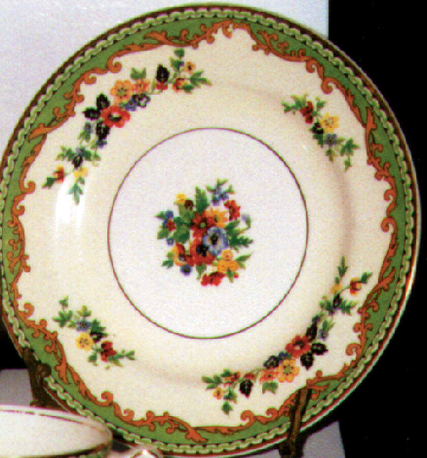 Kenmore Dinner Plate by J & G Meakin-1