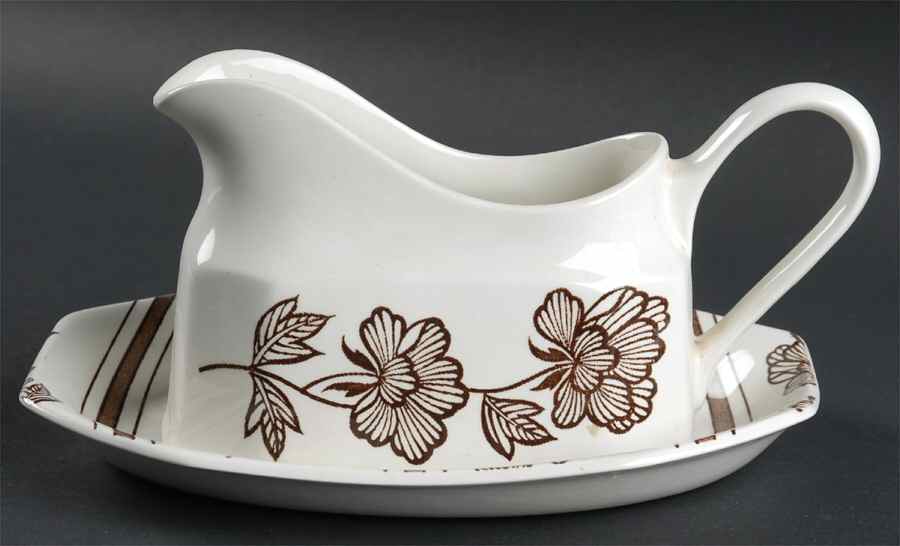 Lotus Brown Gravy Boat & Underplate/Relish by J & G Meakin-1