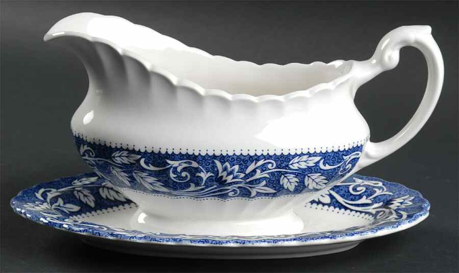 Lucerne Blue Gravy Boat & Underplate by J & G Meakin-1