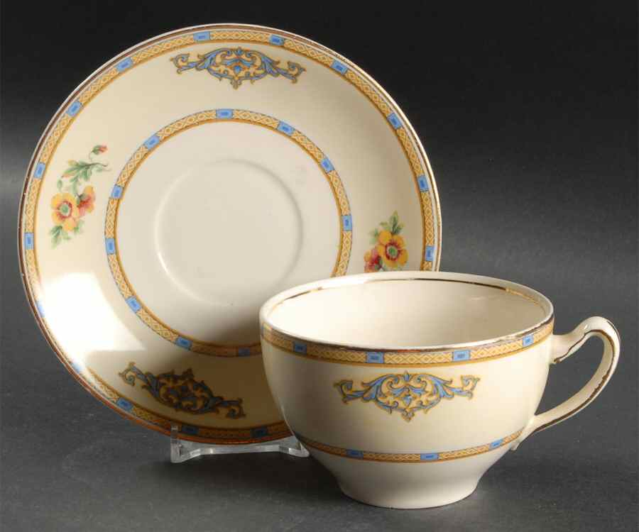 The Margate Oversized Cup & Saucer Set by J & G Meakin-1