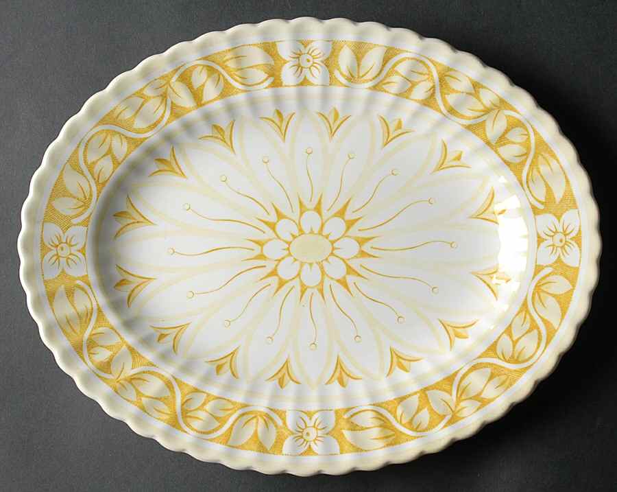 Medici Yellow 12" Oval Serving Platter by J & G Meakin-1