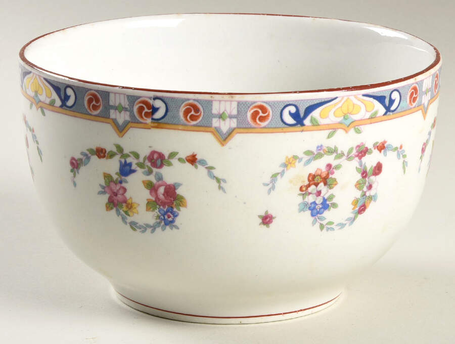 Kew Cranberry Bowl by J & G Meakin-1