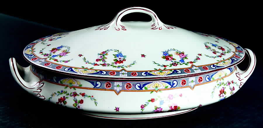 Kew Oval Covered Vegetable by J & G Meakin-1