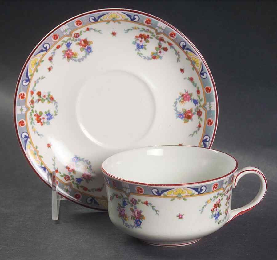 Kew Flat Cup & Saucer Set by J & G Meakin-1