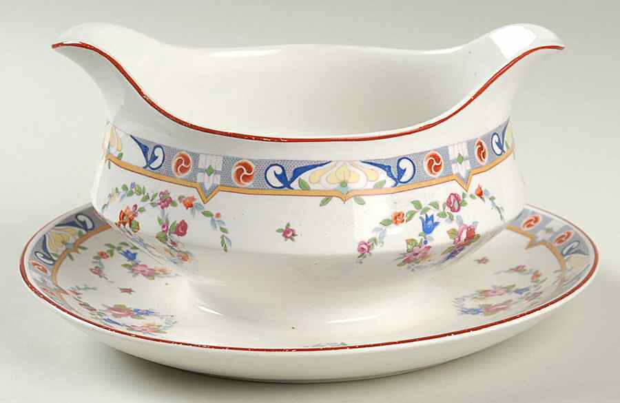 Kew Gravy Boat with Attached Underplate by J & G Meakin-1