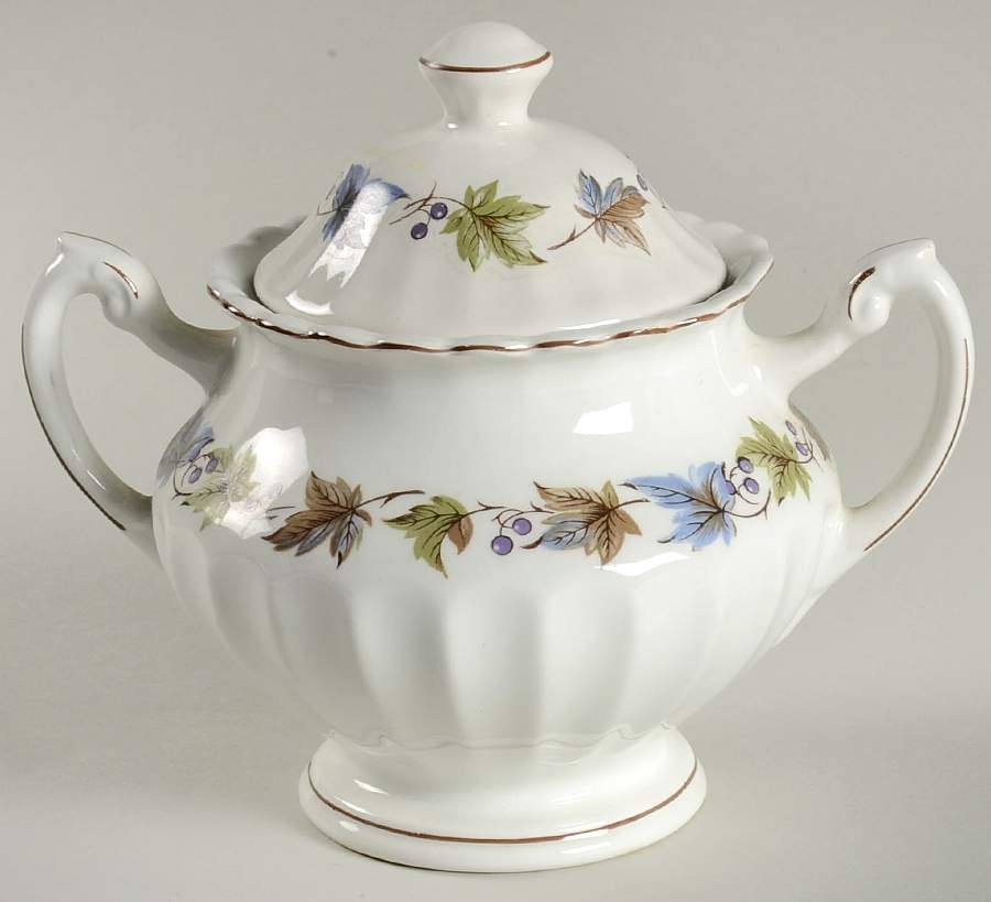 MEK4 Sugar Bowl & Lid by J & G Meakin-1
