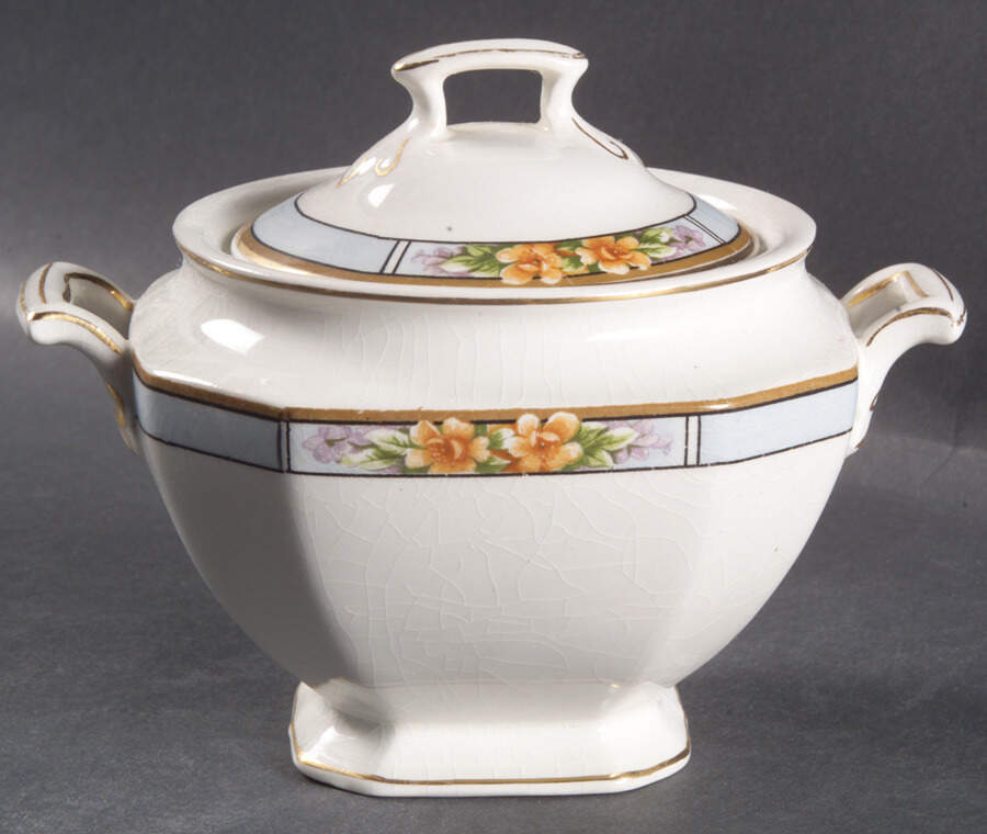 Nebraska Blue Sugar Bowl & Lid by J & G Meakin-1