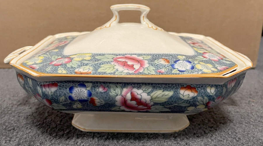 Nantucket Rectangular Covered Vegetable by J & G Meakin-1