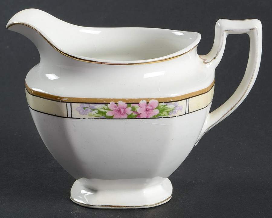 Nebraska Cream Creamer by J & G Meakin-1