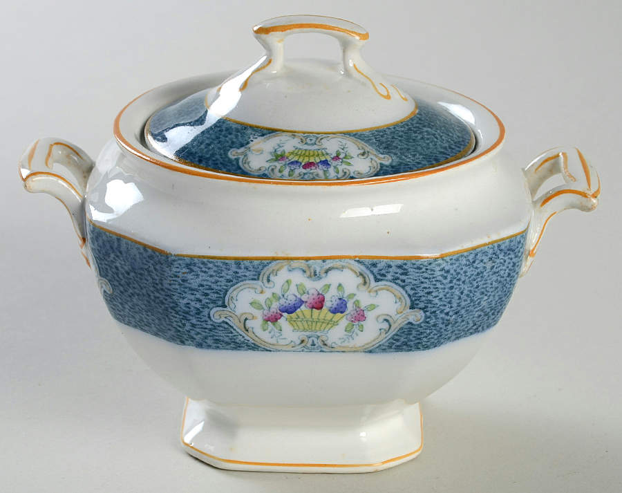 Newark (Blue On White) Sugar Bowl & Lid by J & G Meakin-1