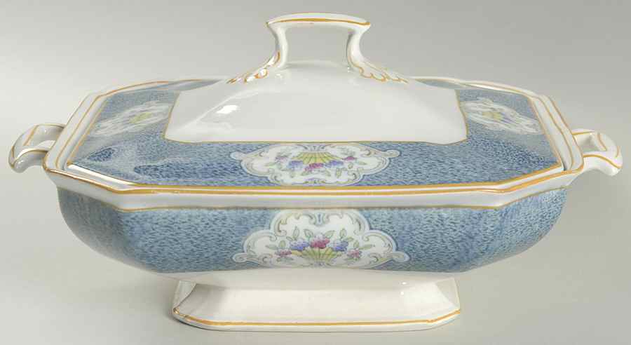 Newark (Blue On White) Square Covered Vegetable by J & G Meakin-1