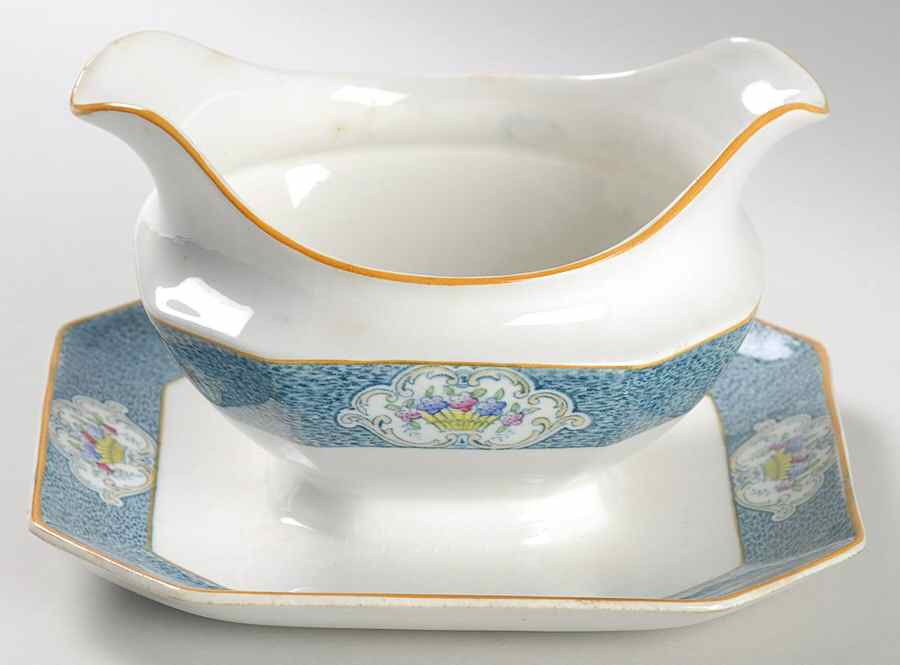Newark (Blue On White) Gravy Boat with Attached Underplate by J & G Meakin-1