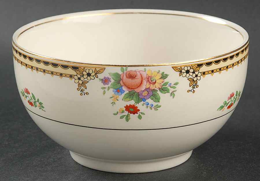 Princeton Cranberry Bowl by J & G Meakin-1