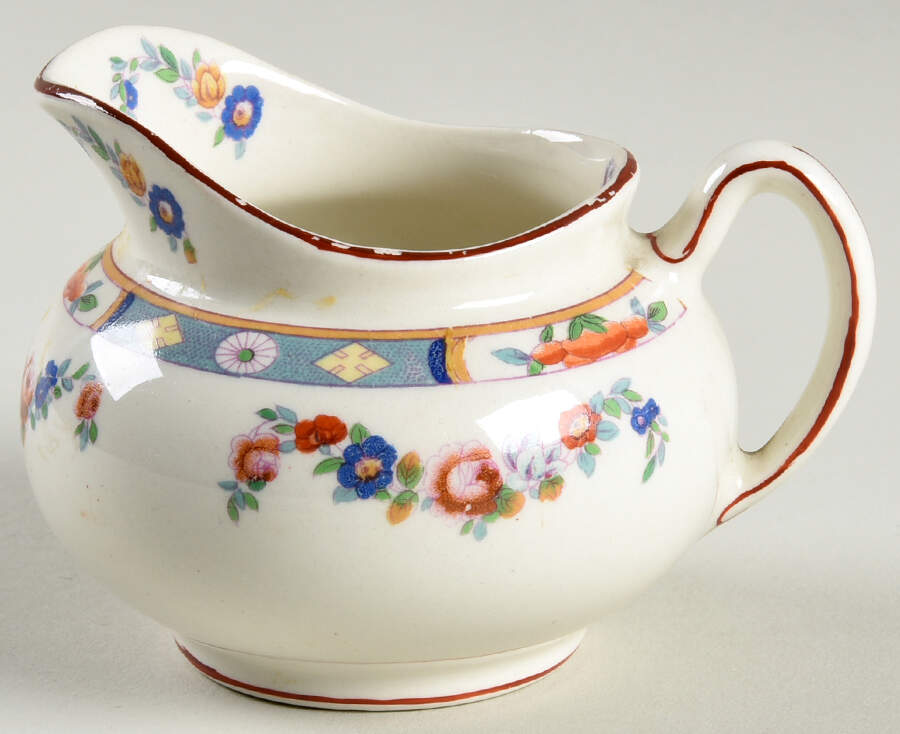 Richmond (White Background) Mini Creamer by J & G Meakin-1