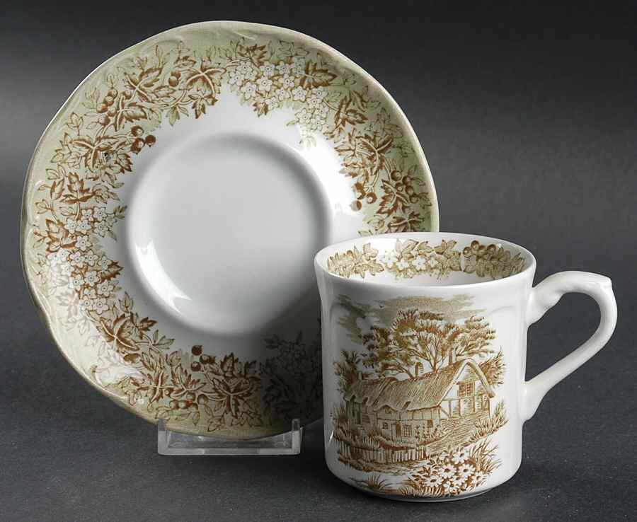 Romantic England Green Flat Cup & Saucer Set by J & G Meakin-1