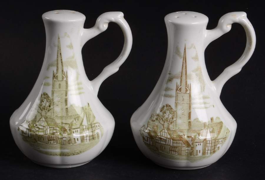 Romantic England Green Salt & Pepper Set by J & G Meakin-1