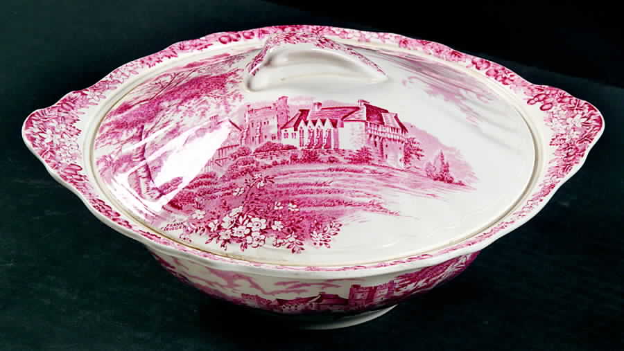 Romantic England Red (Shield-No Dishwash Marking) Round Covered Vegetable by J & G Meakin-1