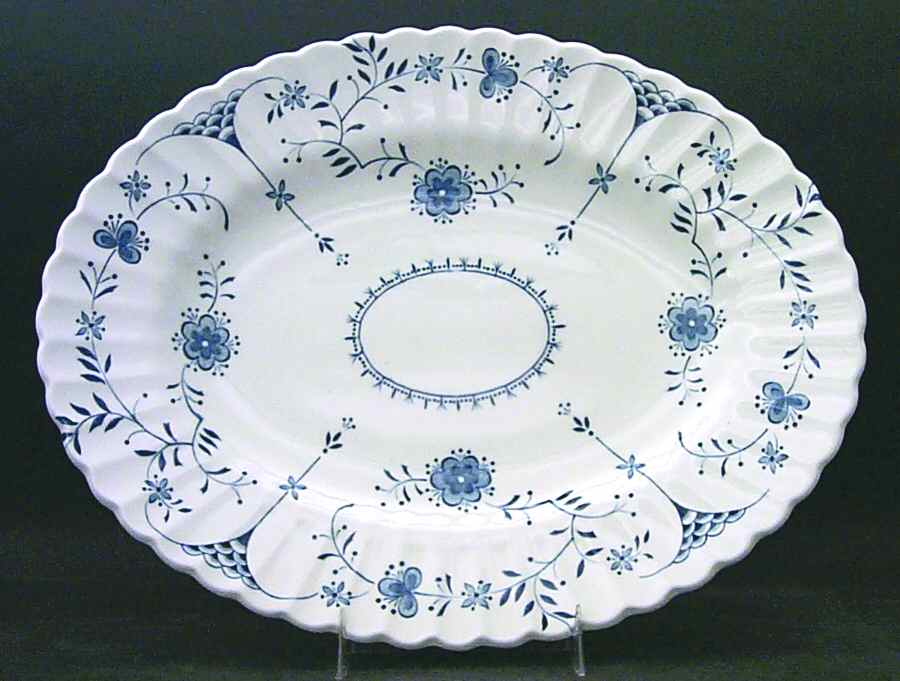 Scandia 12" Oval Serving Platter by J & G Meakin-1