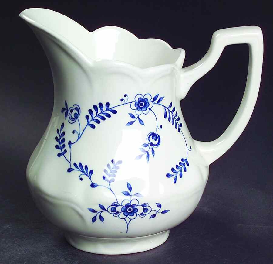 Scandia Creamer by J & G Meakin-1