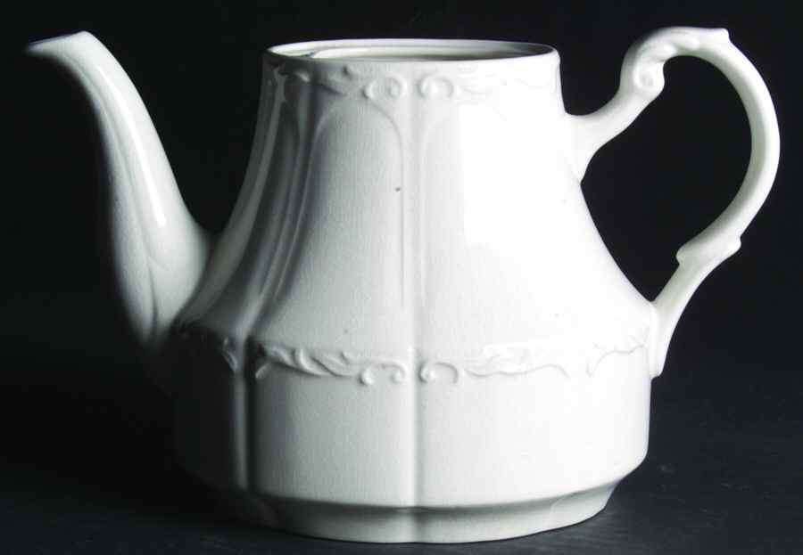 Sterling Colonial Teapot No Lid by J & G Meakin-1