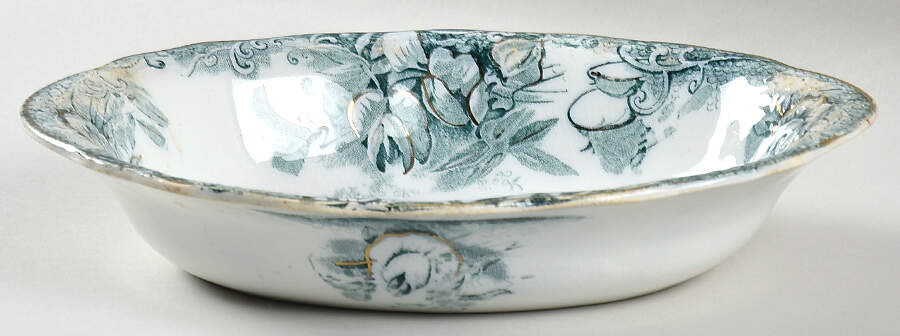 Sweet Pea 9" Oval Vegetable Bowl by J & G Meakin-1
