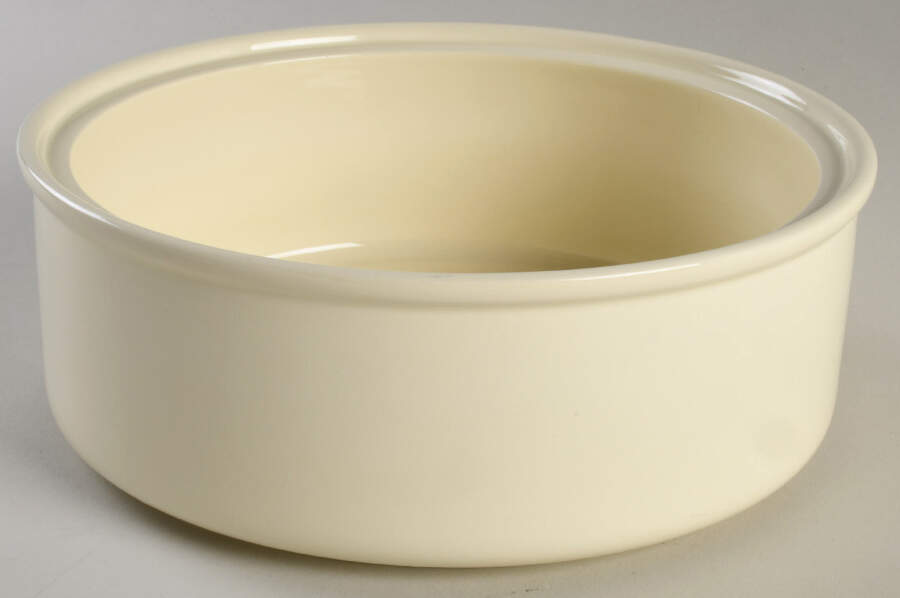 Trend (All Cream) 1.5 Quart Round Casserole No Lid by J & G Meakin-1