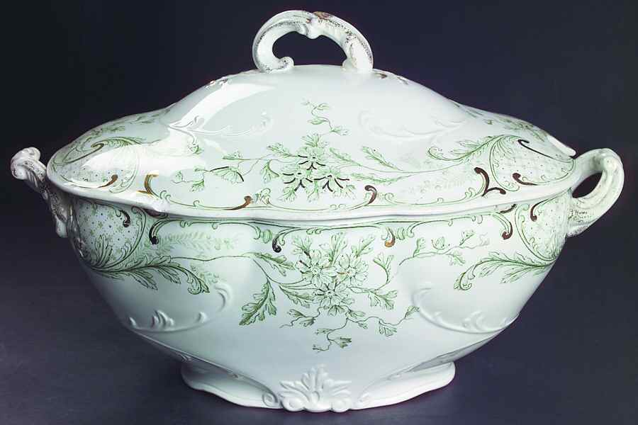 Utopia Oval Tureen & Lid by J & G Meakin-1