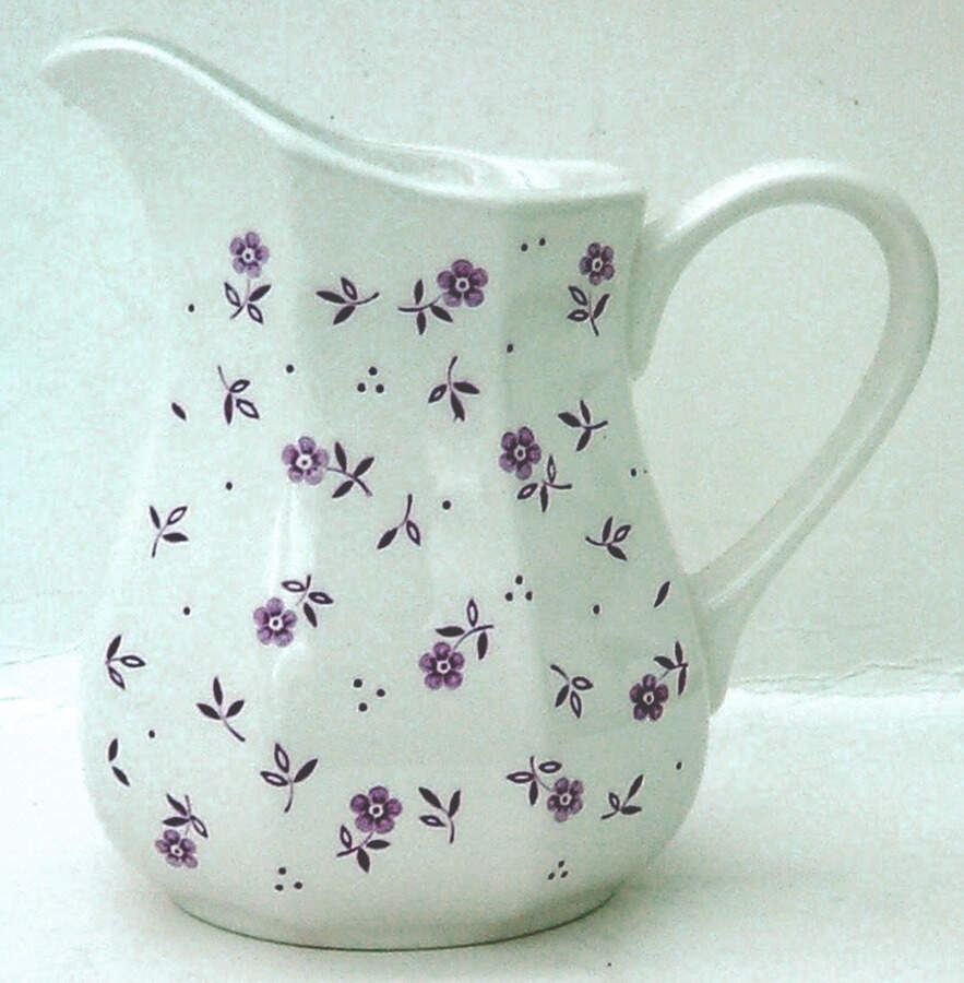 Vanity Fair Pink Creamer by J & G Meakin-1
