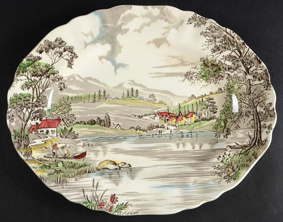 Welcome Home (Cream Background) 11" Oval Serving Platter by J & G Meakin-1
