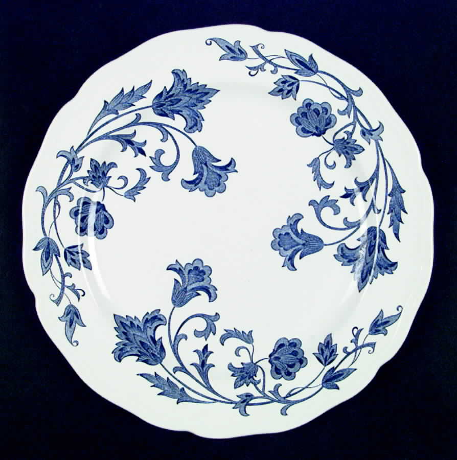 Windsong Blue Dinner Plate by J & G Meakin-1