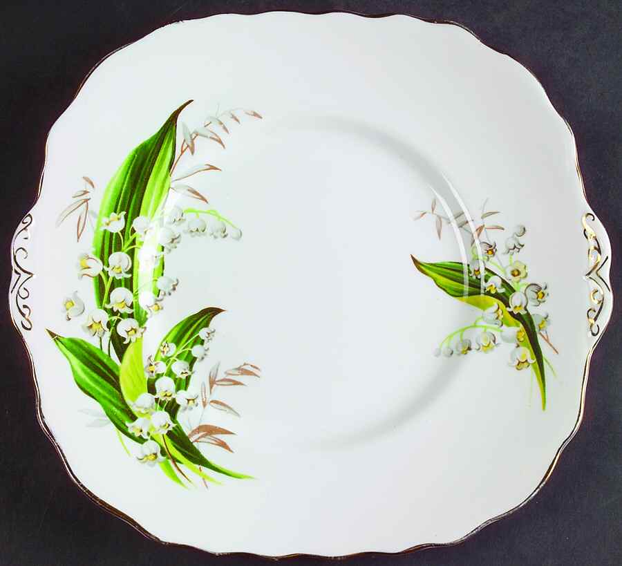 MEL3 Square Handled Cake Plate by Melba-1